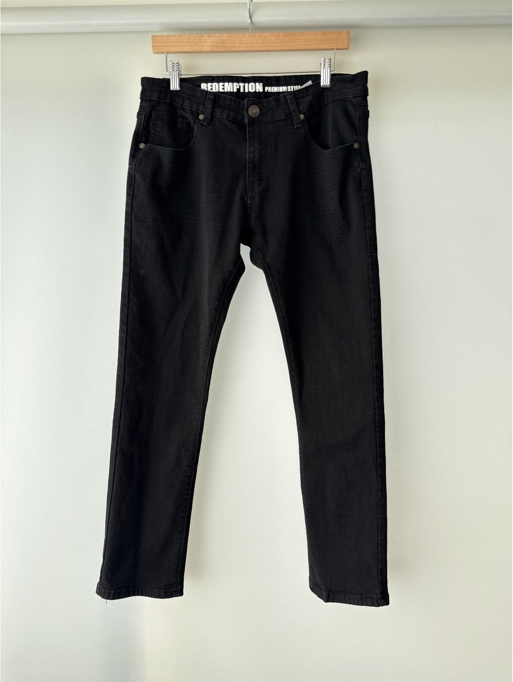 Redemption Mens 34/30 Black Jeans Straight Slim Embroidered Logo Y2K Denim
